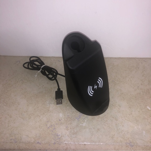 2 in 1 Dual Coil Wireless Charging Station for iPhone and Apple Watch - Picture 1 of 5